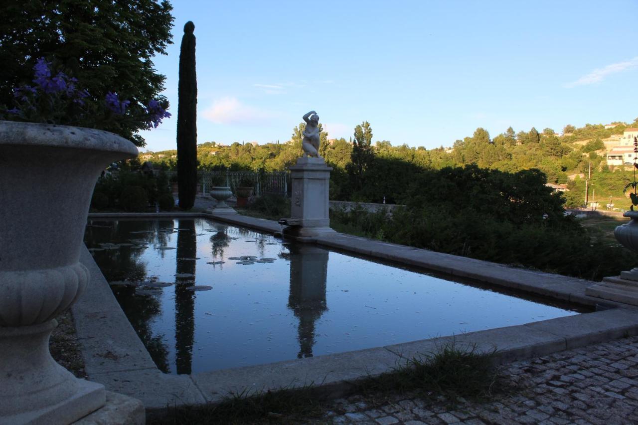 Chateau Du Grand Jardin Valensole Exterior photo