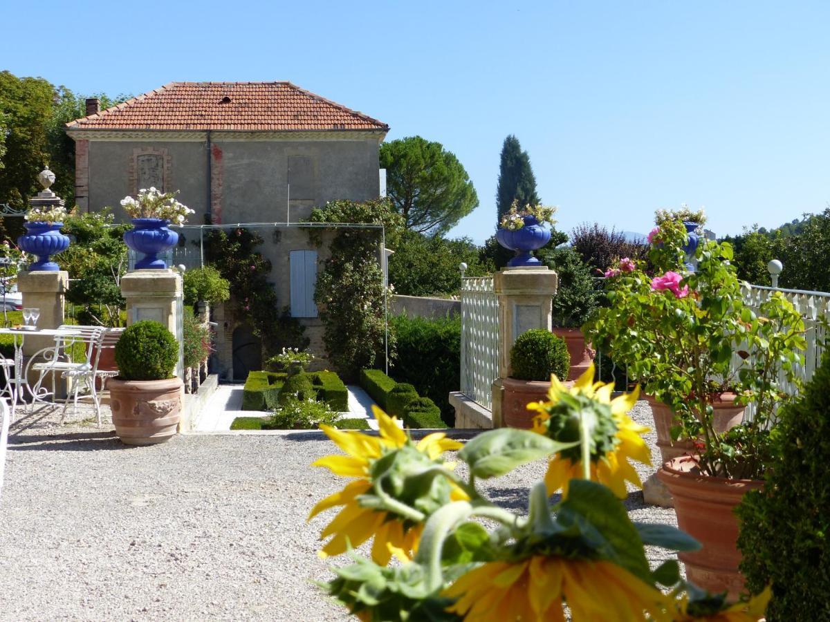 Chateau Du Grand Jardin Valensole Exterior photo