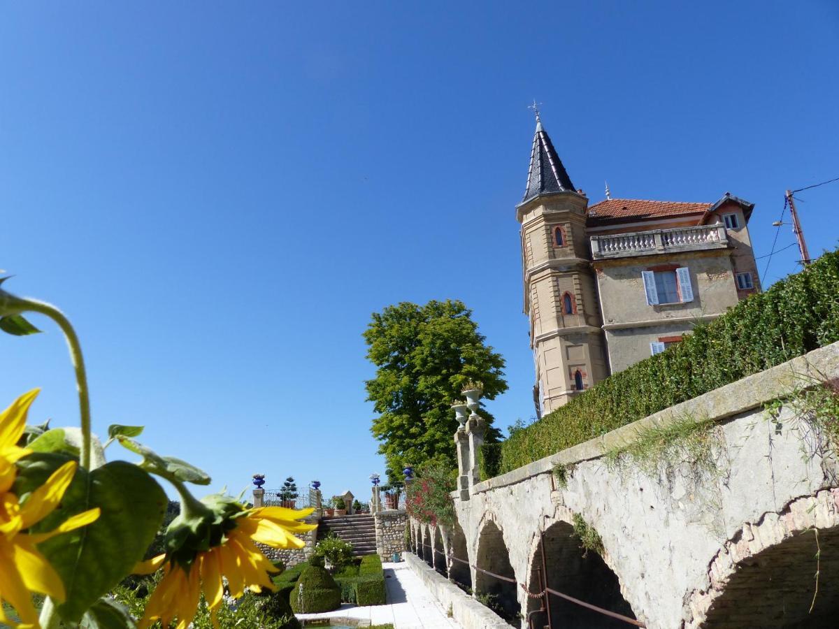 Chateau Du Grand Jardin Valensole Exterior photo