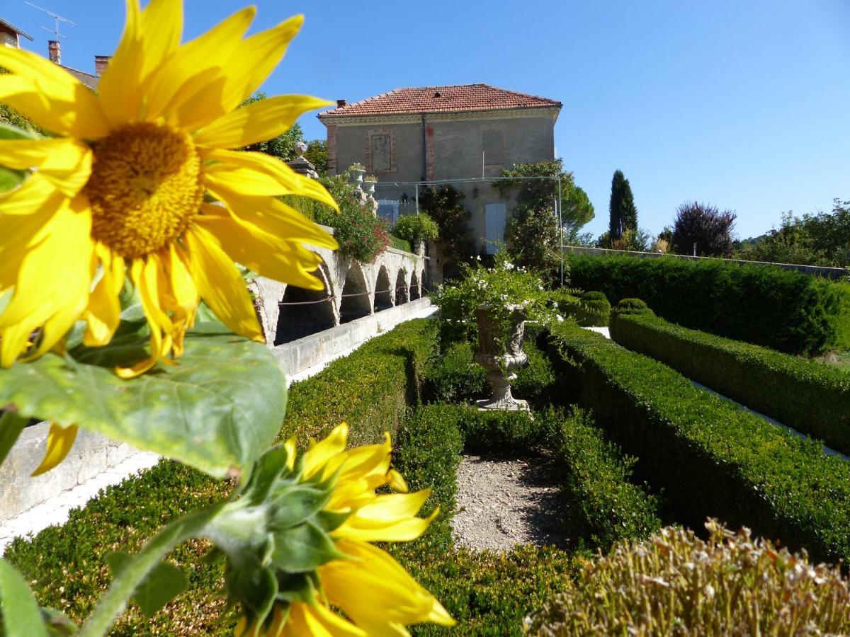 Chateau Du Grand Jardin Valensole Exterior photo